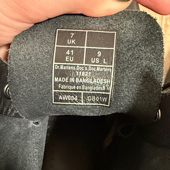 1460 Dr. Martens Women’s Size 9 Black Leather Boots with Yellow Stitching - Picture 2 of 5